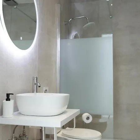 Elegant White In The Heart Of Ioulida On The Island Of Kea Ferienhaus