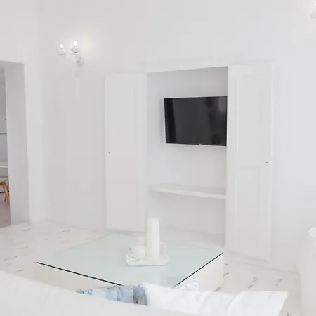 Elegant White In The Heart Of Ioulida On The Island Of Kea Ferienhaus